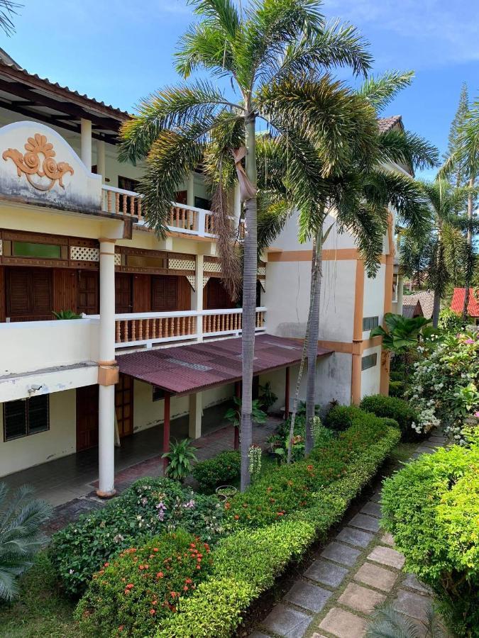 Rattana Guesthouse & Bungalow Bãi biển Chaweng Ngoại thất bức ảnh