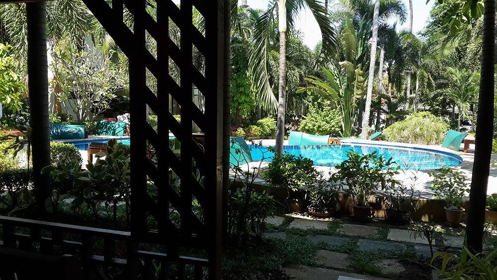 Rattana Guesthouse & Bungalow Bãi biển Chaweng Ngoại thất bức ảnh