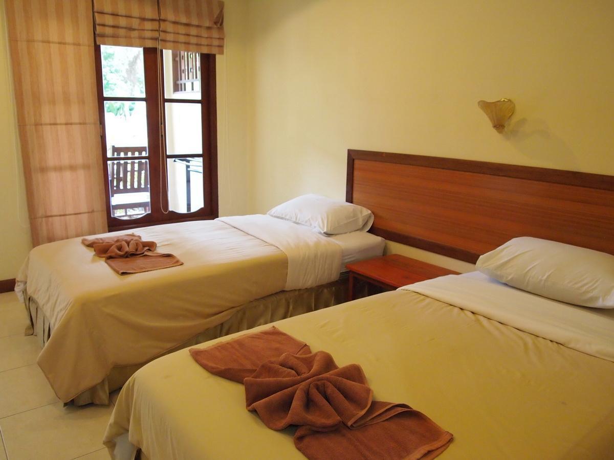 Rattana Guesthouse & Bungalow Bãi biển Chaweng Ngoại thất bức ảnh