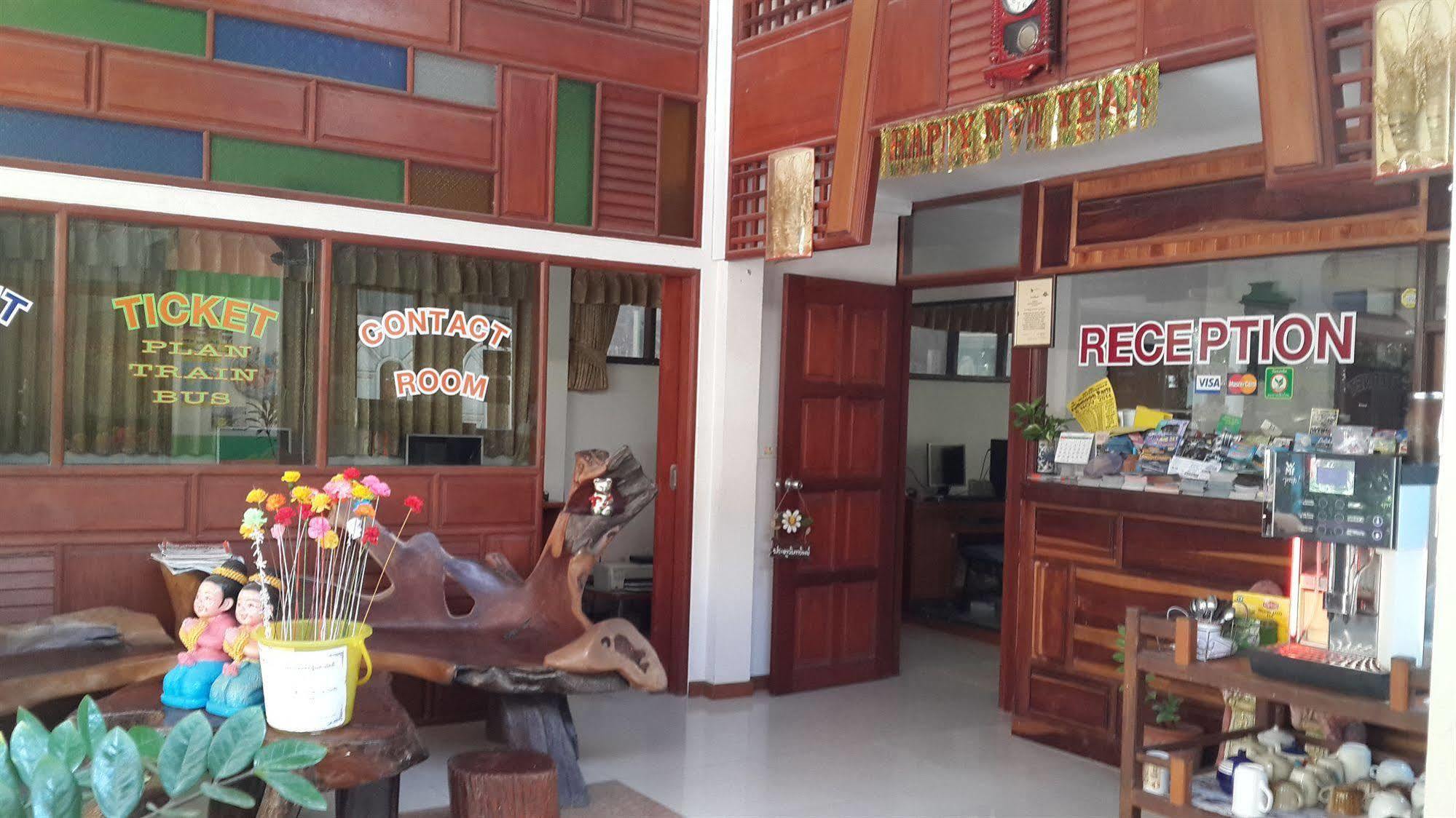 Rattana Guesthouse & Bungalow Bãi biển Chaweng Ngoại thất bức ảnh